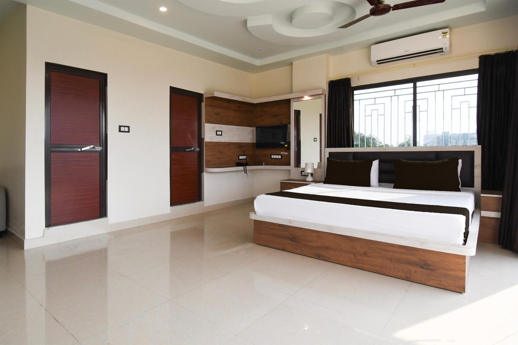 Hotel O Nilmadhab International Tarapith Eksteriør billede