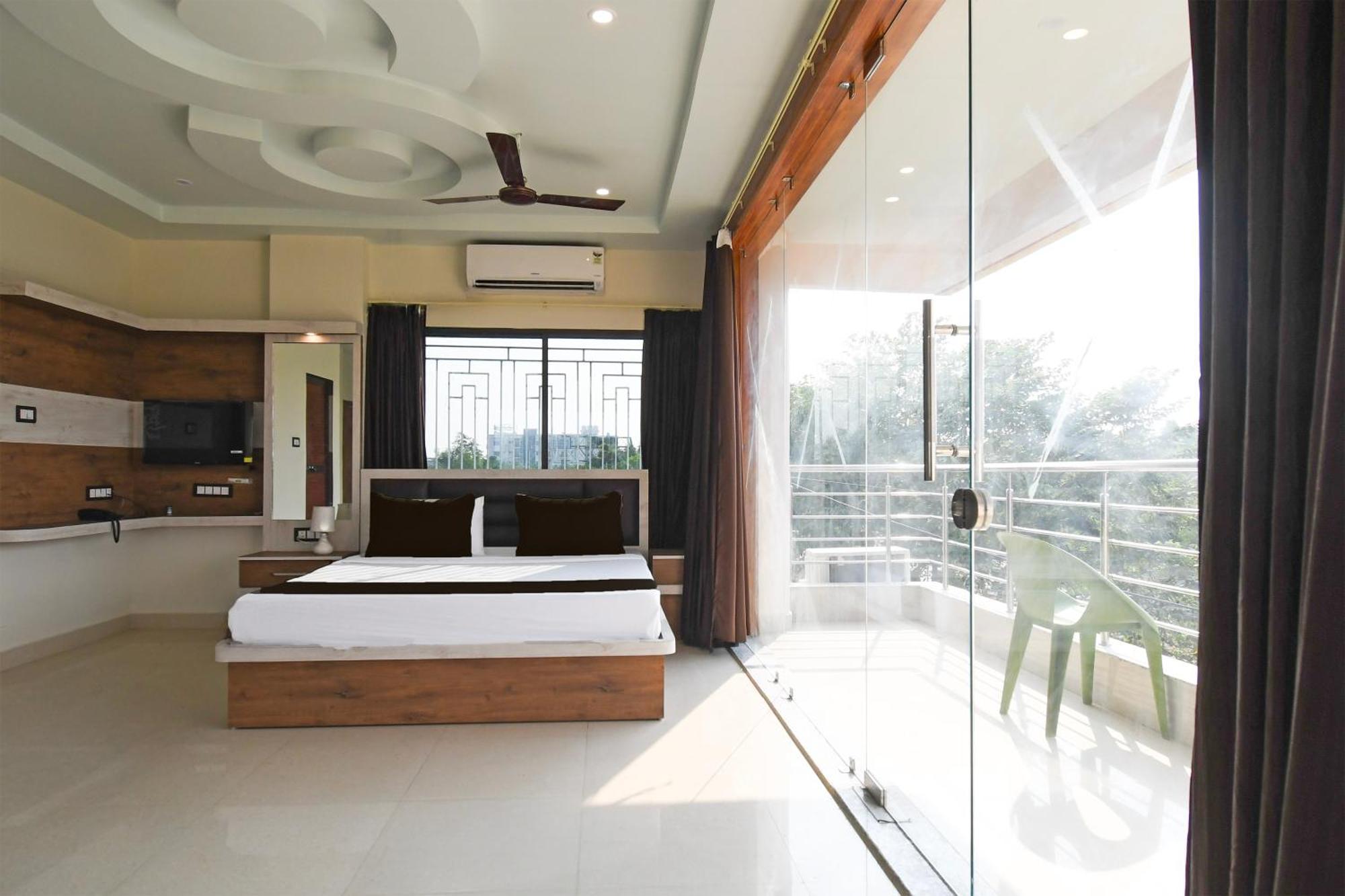 Hotel O Nilmadhab International Tarapith Eksteriør billede