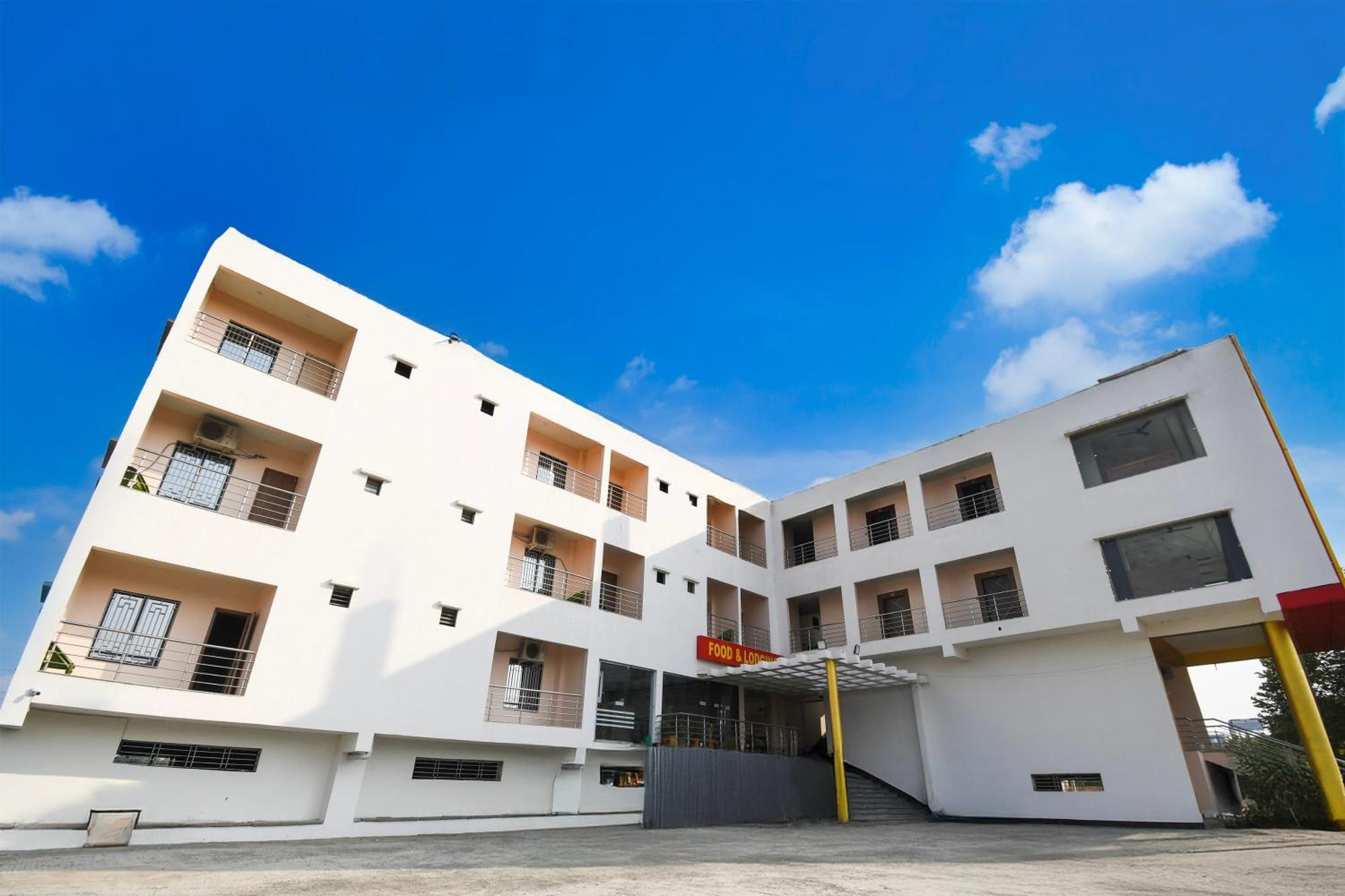 Hotel O Nilmadhab International Tarapith Eksteriør billede